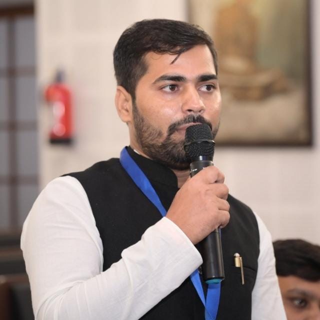 विद्यार्थी