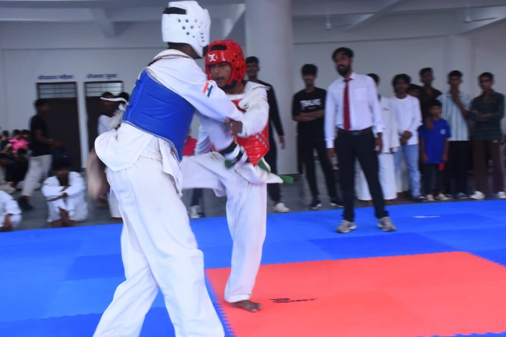 जिला स्तरीय विद्यालय खेल